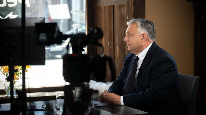 Orbán Viktor legfrissebb interjújában a korábbi vezérkari főnökről is megosztott gondolatokat, melyek a videóban is megtekinthetők.