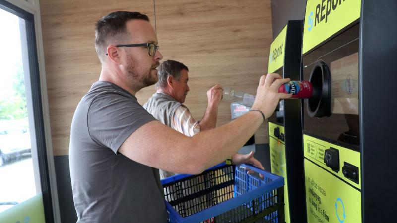 A Lidl felfedte a titkokat a palackvisszaváltás rendszeréről!
