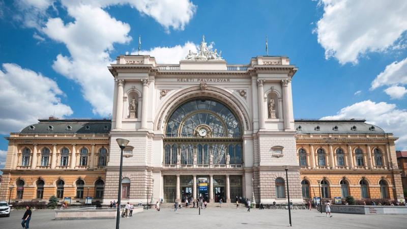 Hétfőtől kezdődően minden megváltozik - a Keleti pályaudvar több hétre bezárja kapuit.