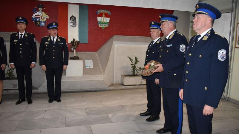 Halottak napja alkalmából Miskolcon a rendőrség is méltóképpen megemlékezett az elesett kollégákról. Az ünnepségen hősies életútjuk előtt tisztelegtek, megidézve azokat a bátor rendőröket, akik életüket áldozták a közbiztonság érdekében. A rendezvény célj