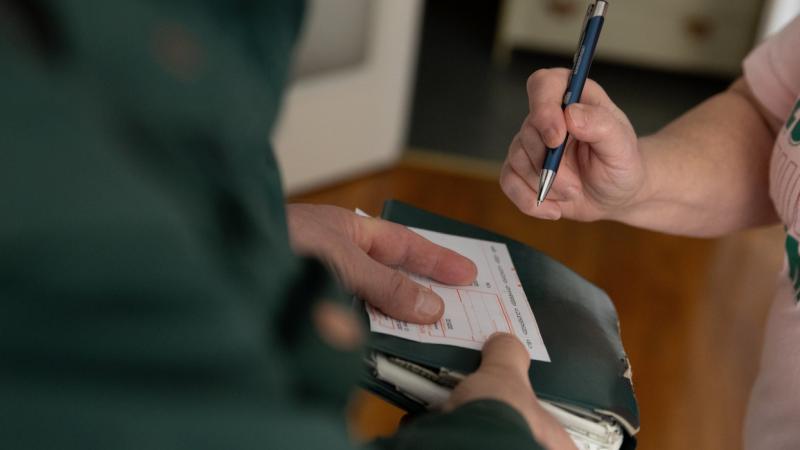 A 14. havi nyugdíj bevezetése Magyarországon: Az államtitkár nyilatkozata, amit minden nyugdíjasnak érdemes ismernie - Pénzcentrum