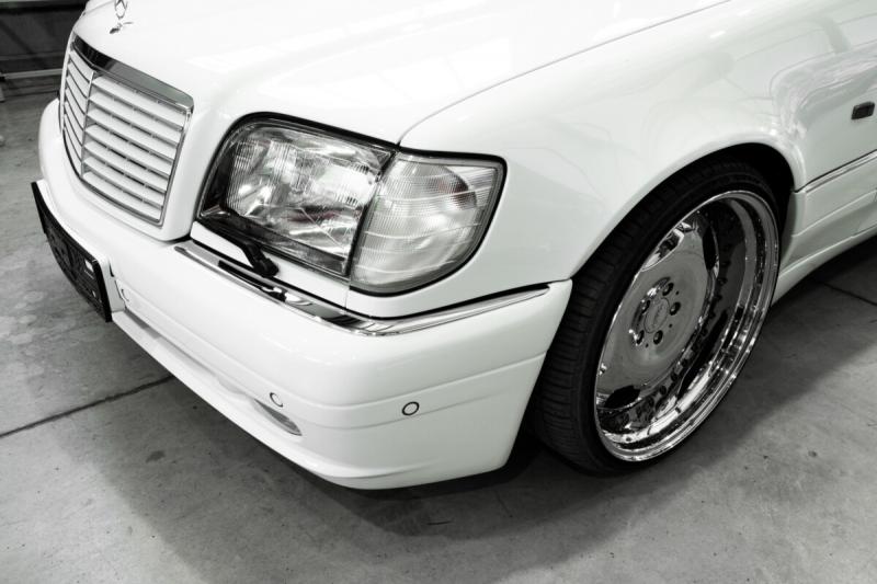 A 90-es évek ikonikus autója, amely sokak szívét megdobogtatta, most újra visszatért a köztudatba.