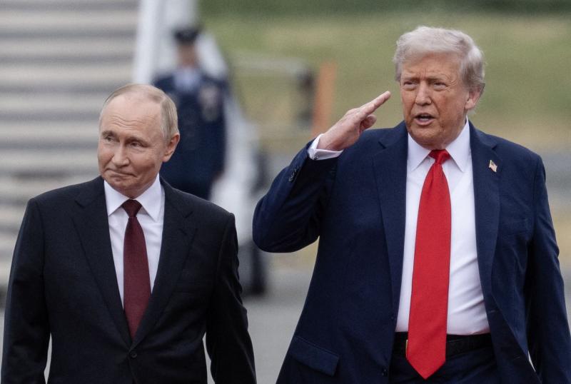 Otto Kernberg szerint Putyin, Trump és Hszi mind olyan személyiségek, akiknek narcisztikus vonásai dominálnak. De miért képesek ezek a karakterek ennyire erőteljesen hatni a társadalmakra? A válasz részben abban rejlik, hogy a narcisztikus vezetők képesek